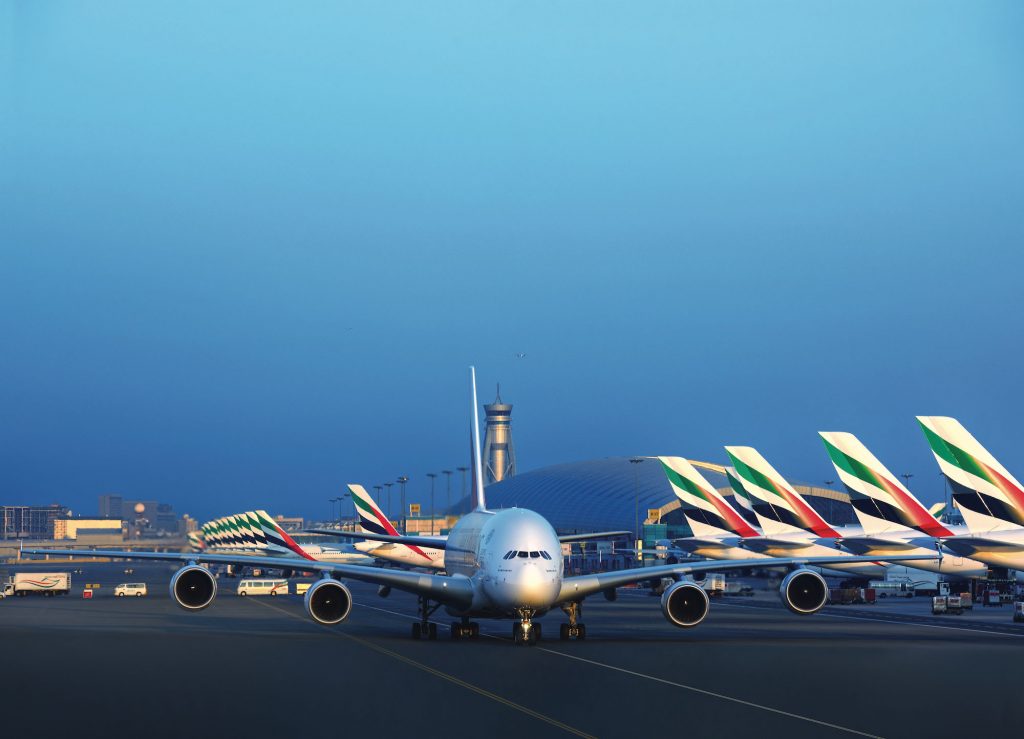 Emirates dominerer billedet i Dubai lufthavn