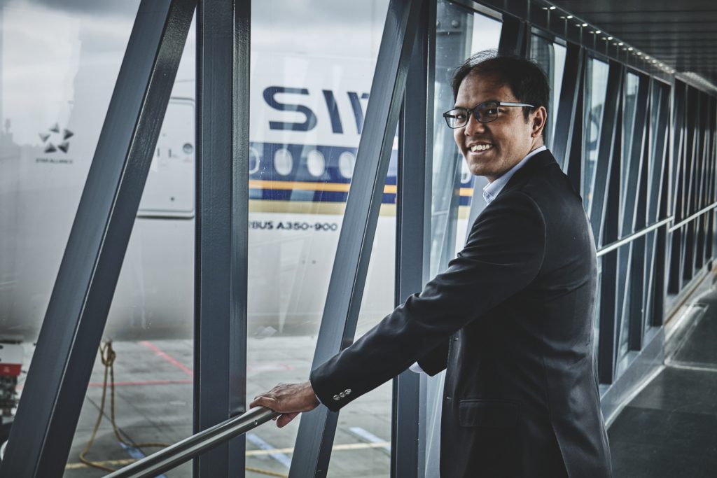 General Manager Muhammad Raimi SIA Nordics_ved flyet i CPH Lufthavn (foto: Singapore Airlines)
