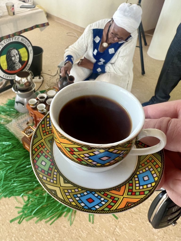 Billede: Etiopisk kaffeceremoni (foto: Kenneth Karskov)