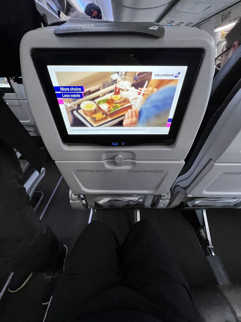 Economy Class sædet hos Icelandair (foto: Kenneth Karskov)