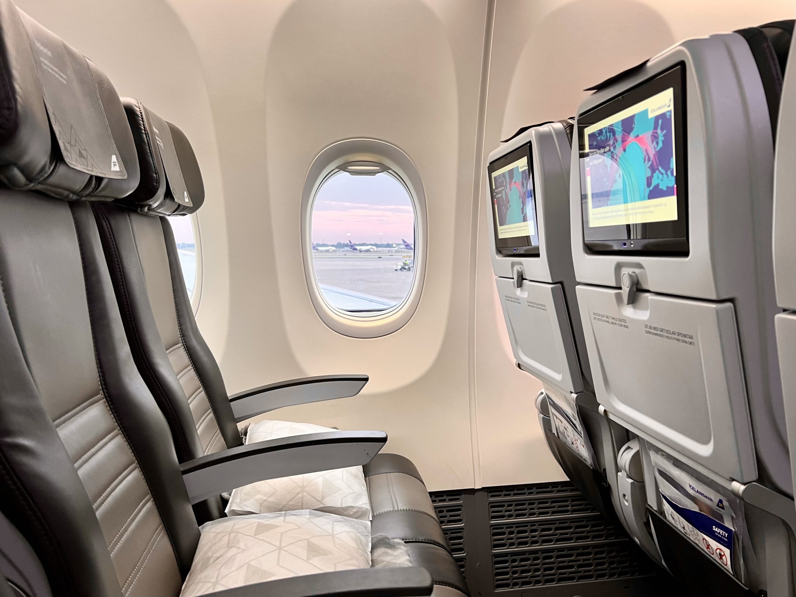 Rutetjek: Nemt med Icelandair til USA (Economy Class)