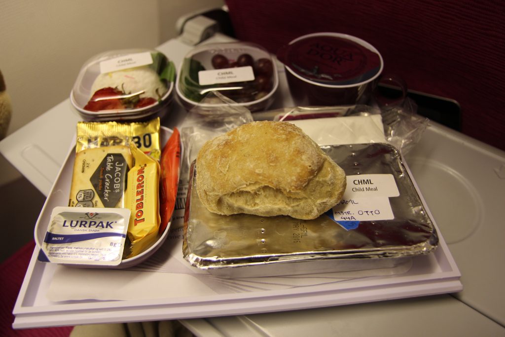 Thai Airways anmeldelse - Børnemåltid på TG951