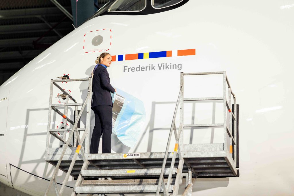 SAS navngiver sit nyeste langdistancefly til ære for Kong Frederik X. Det er en af selskabets Airbus A350-900, som får et helt særligt navn (foto: SAS)