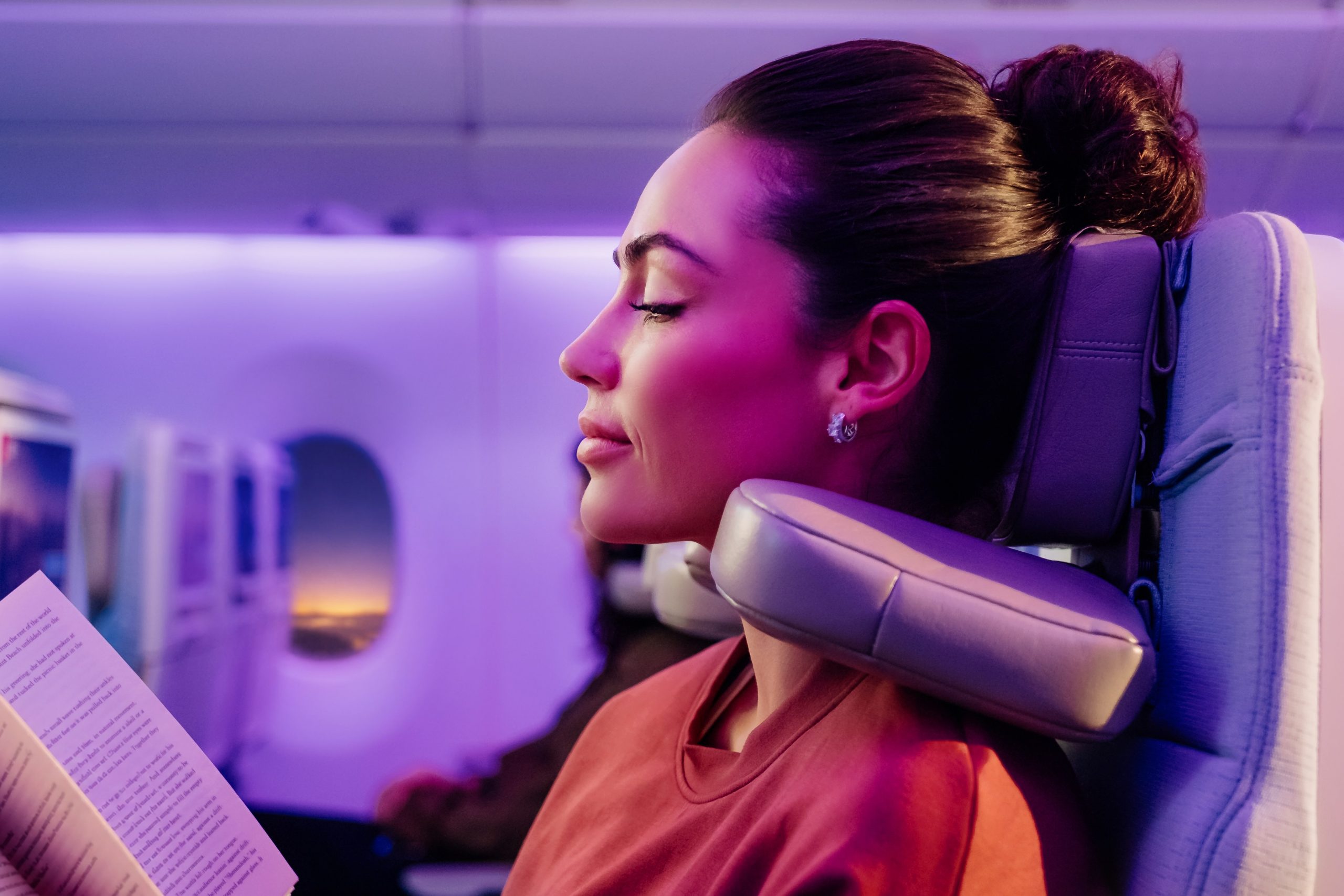 Ny hovedstøtte skal forbedre søvn på Emirates Economy Class