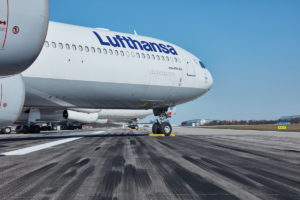 Lufthansa Airbus A-340 fly med registreringen D-AIHY (foto: Oliver Roesler / Lufthansa)