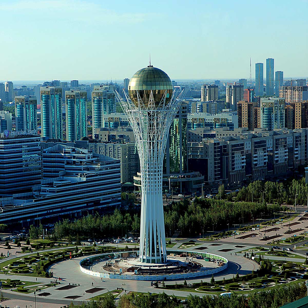 Før hed byen Astana, nu er navnet Nur-Sultan. Det er en Centralasiens Dubai. Flybranchen.dk - Fly, og nyheder