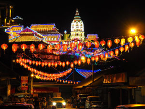 Kinesisk nytår bliver fejret alle steder med en kinesisk befolkning. Billedet er fra festlighederne på Penang i Malaysia (foto: Kenneth Karskov)