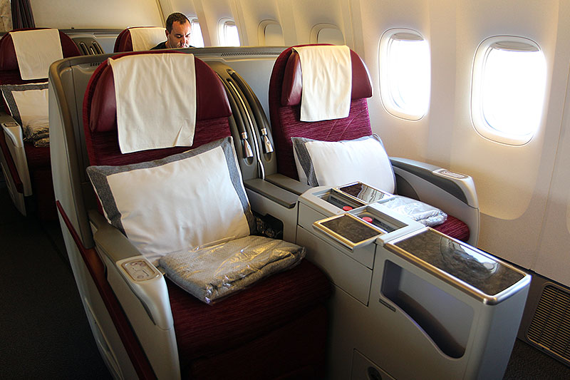 QR832-DOH-BKK-Business-Class-seat