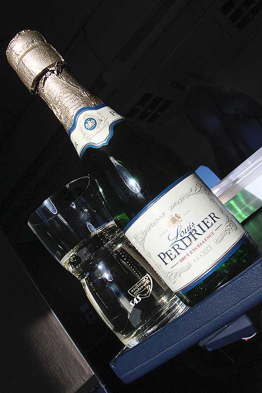 SAS-Y+Sparkling-Wine-CPH-MXP
