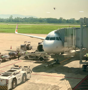 Thai Smile flyet fra Bangkok efter landing i Chiang Rai lufthavn i Thailand (foto: Kenneth Karskov)